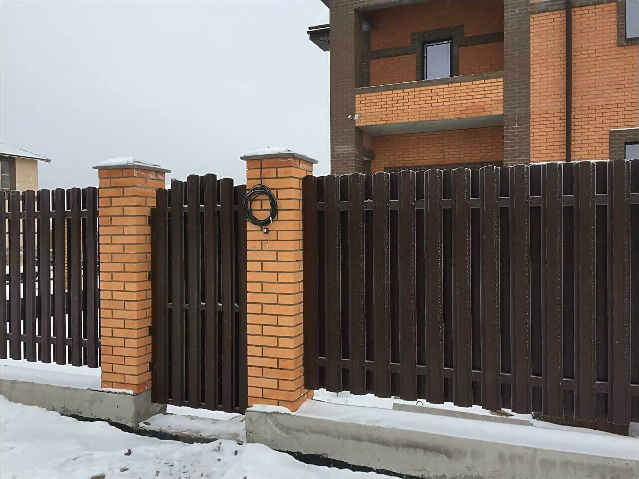 Забор из штакетника 95м фото2 в Симферополе