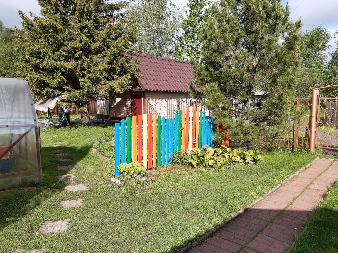 забор из разноцветного штакетника односторонний фото2 в Симферополе