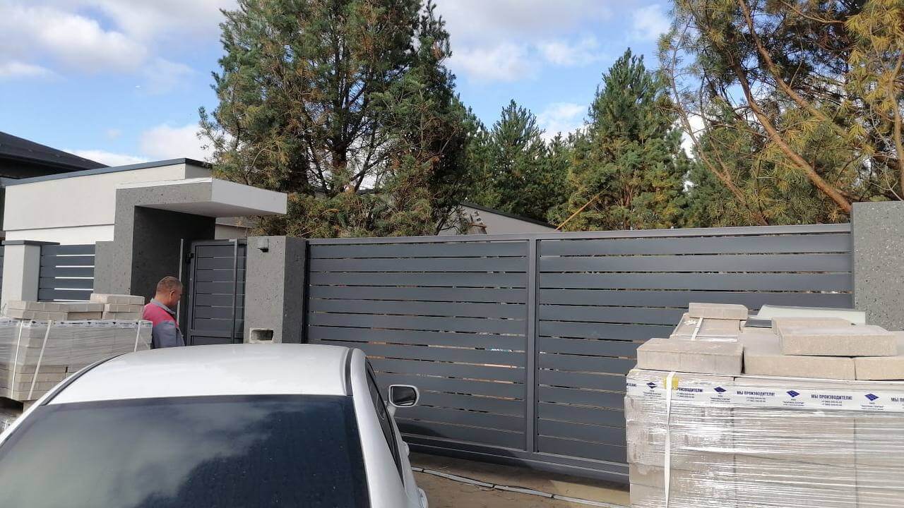 Забор-ранчо из металлопланкена 36м RAL7024 Серый Графит фото 3 в Симферополе