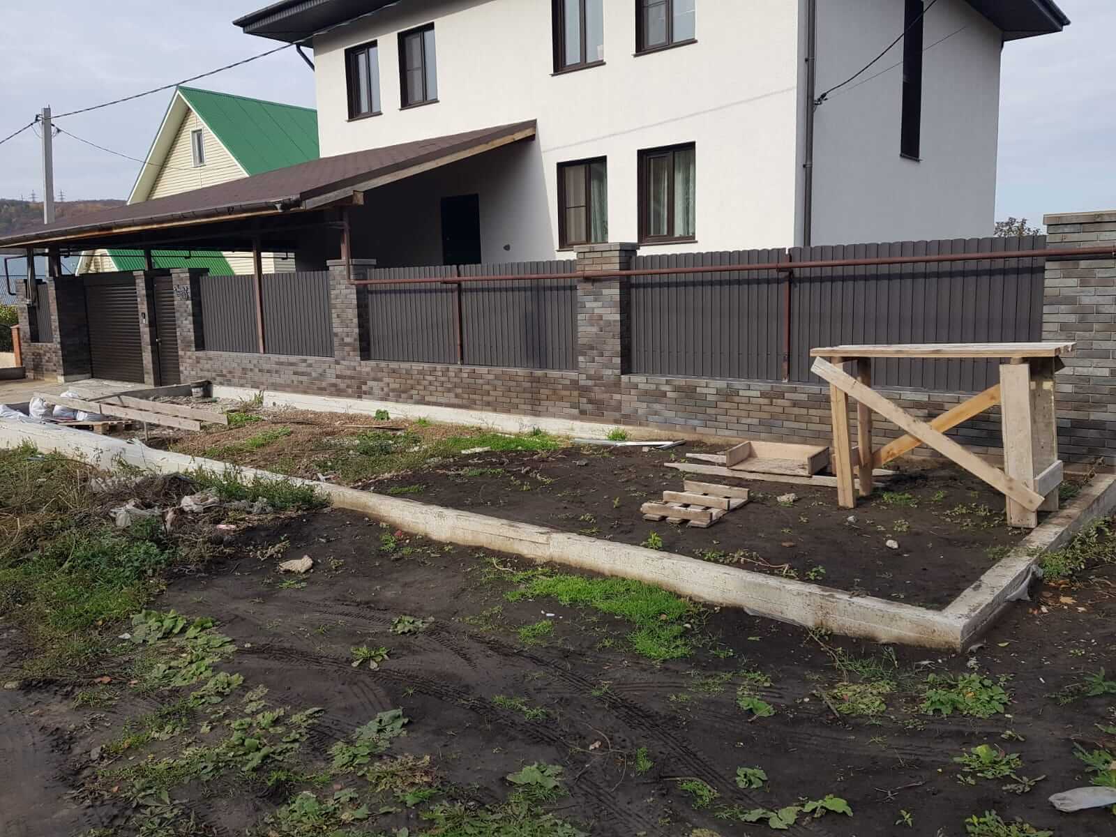 Забор из штакетника 15м RAL8019/8019 Темный Шоколад двусторонний МАТТЕ фото 1 в Симферополе
