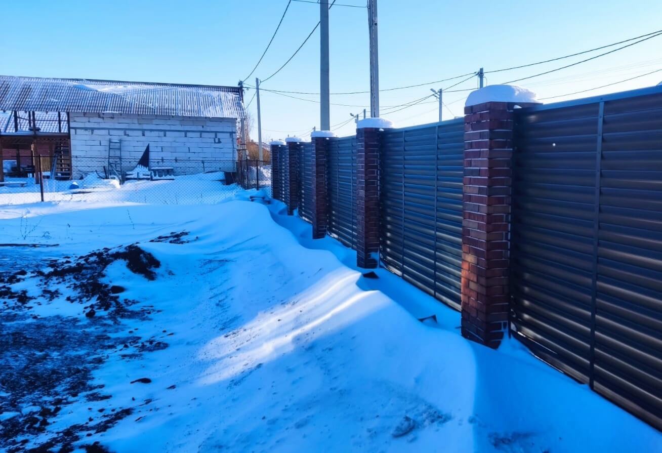 Забор-жалюзи с ламелями еврожалюзи 34м RAL7024/7024 Серый Графит двусторонний фото 1 в Симферополе