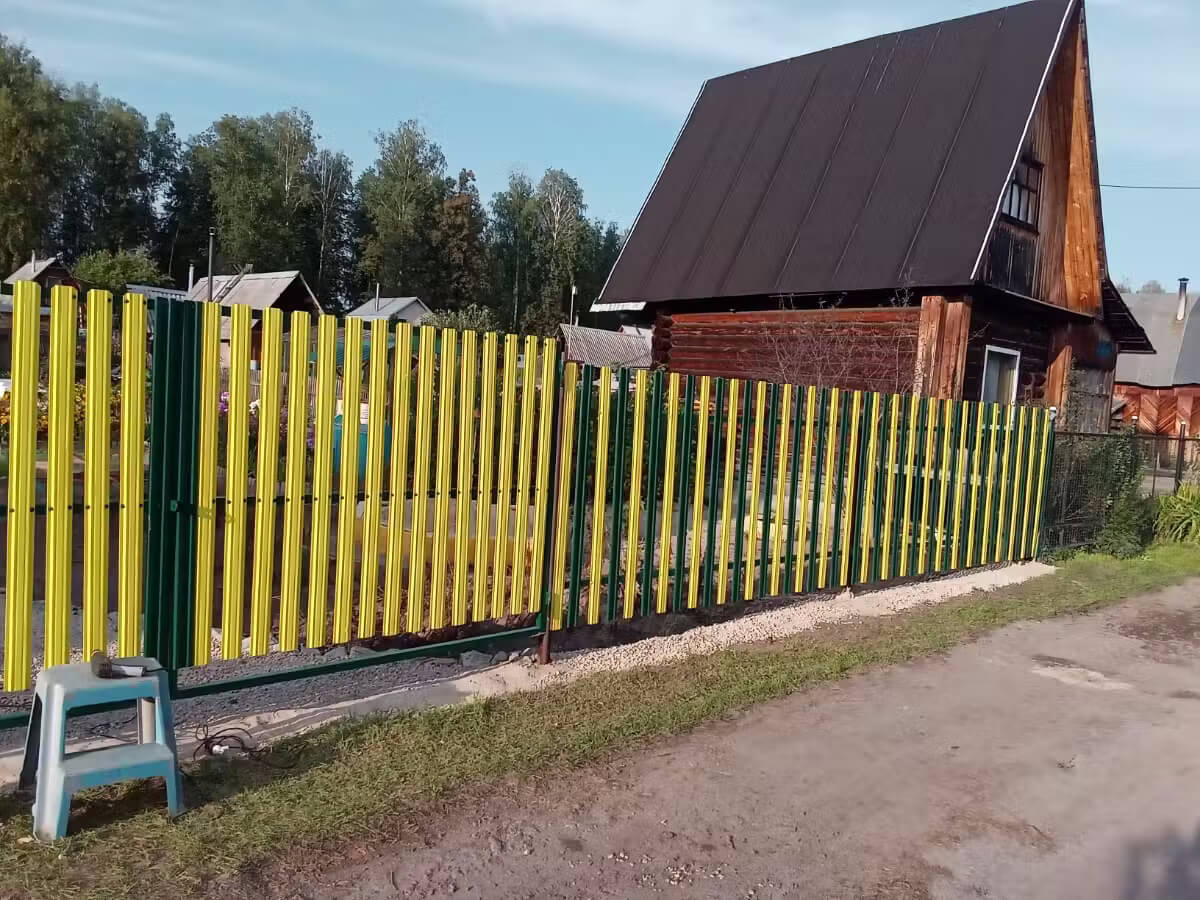 Забор из евроштакетника 13м RAL1018 Желтый фото 3 в Симферополе