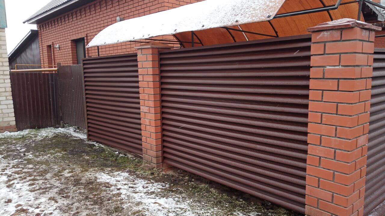 Забор из ламелей еврожалюзи 12м RAL8017/8017 Шоколад двусторонний МАТТЕ фото 4 в Симферополе