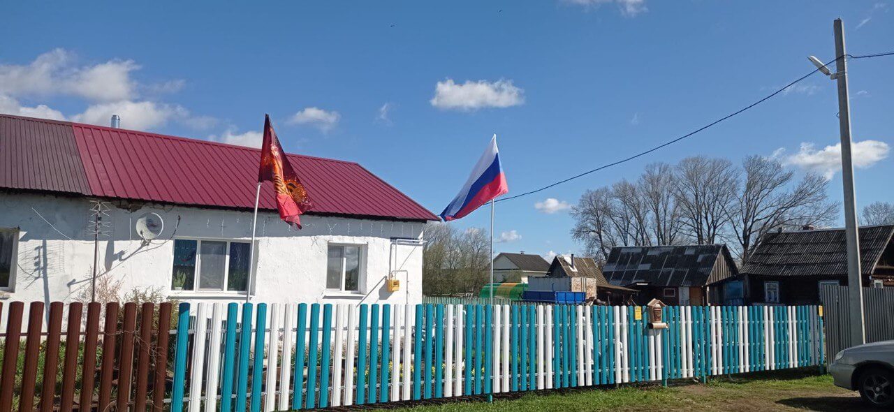 Забор из евроштакетника 16м RAL5021 Морская Волна, RAL9003 Белый фото 1 в Симферополе