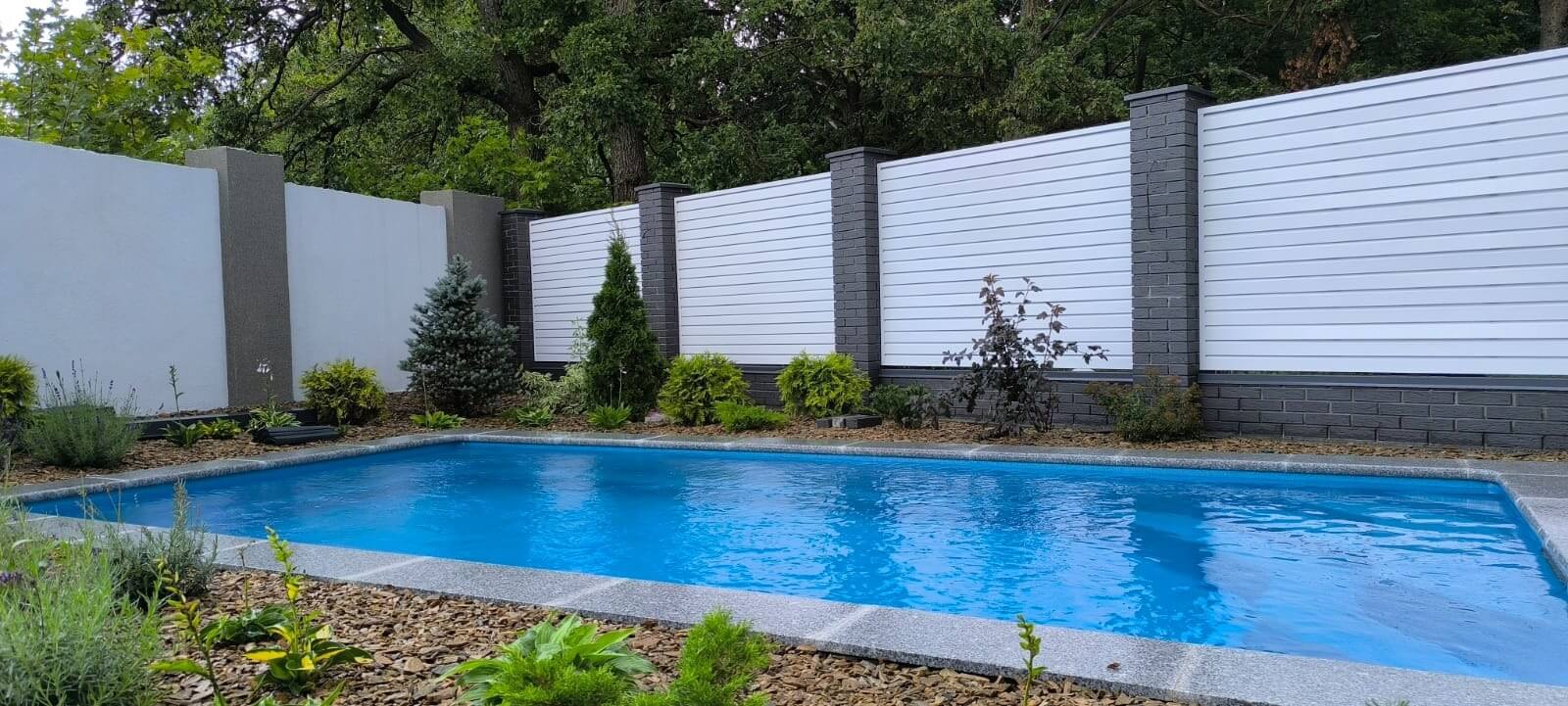 Забор-жалюзи из ламелей Хай-Тек 54м RAL9003 Белый фото 4 в Симферополе