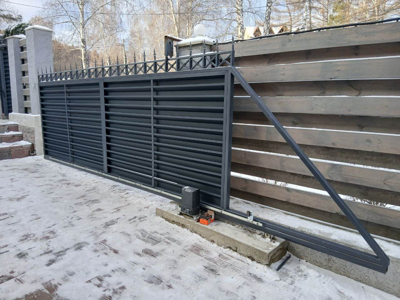 Входная группа из ламелей Хай-Тек RAL7024/7024 Серый Графит двусторонний МАТТЕ фото 23 в Симферополе