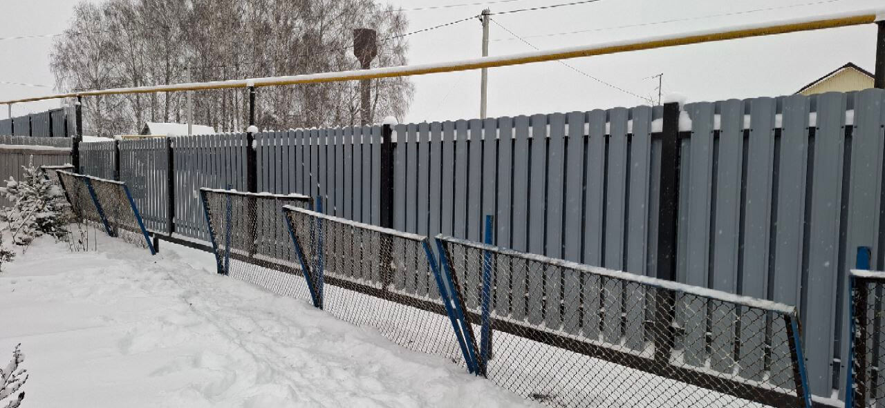 Забор из евроштакетника 27м RAL7024 Серый Графит МАТТЕ фото 5 в Симферополе