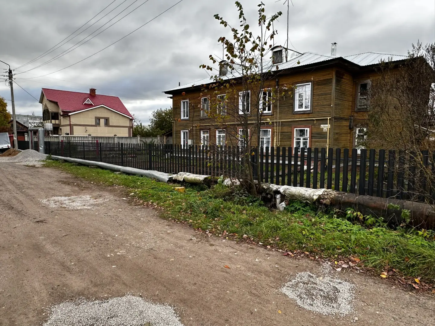 Забор из евроштакетника 63м Черное Дерево 3D Принтек фото 2 в Симферополе