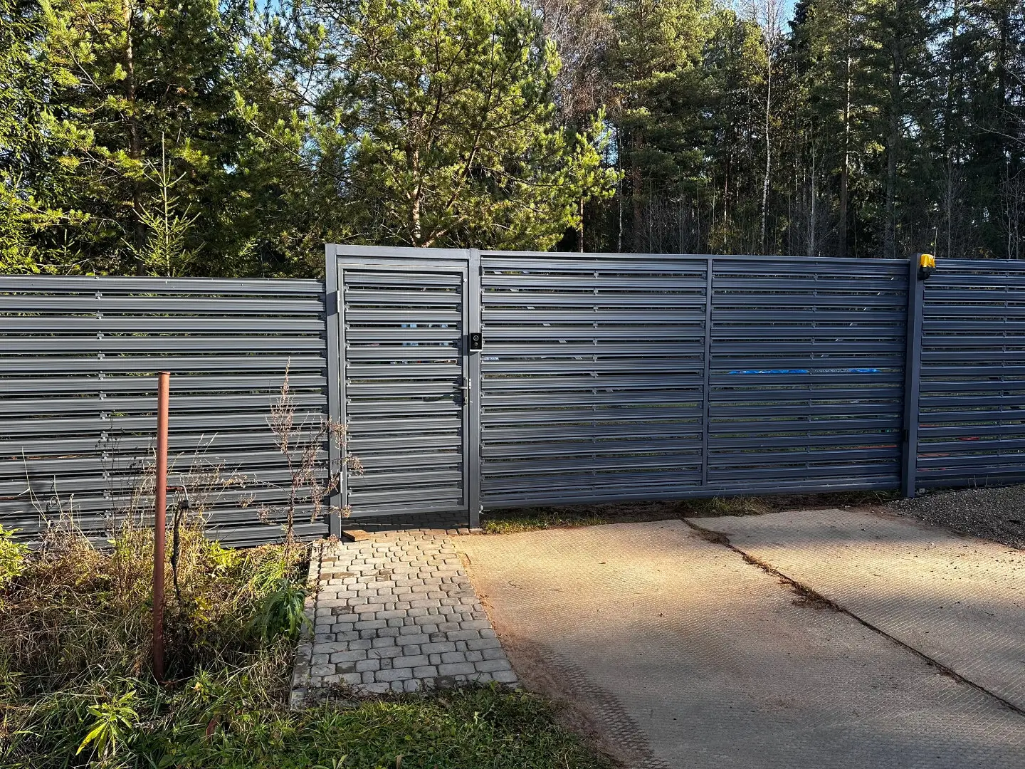 Забор-ранчо из евроштакетника 10м RAL7024 Серый Графит в Симферополе